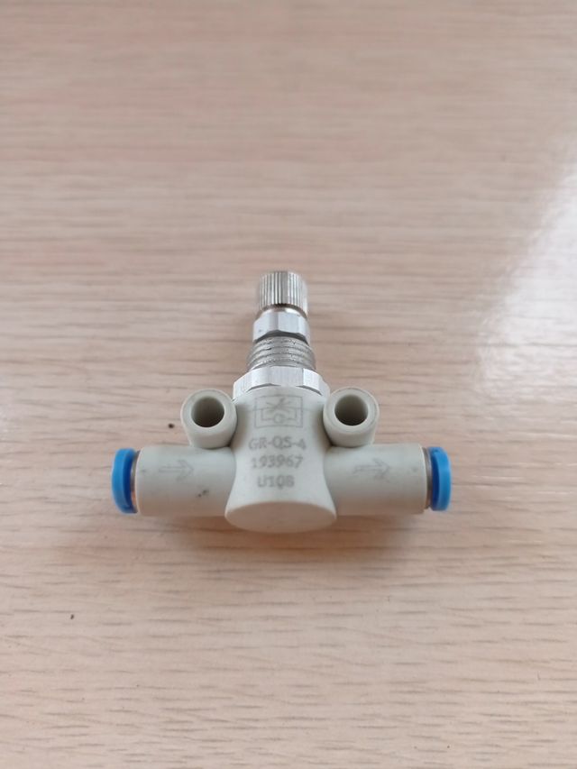 Válvula reguladora de caudal FESTO GR-QS-4