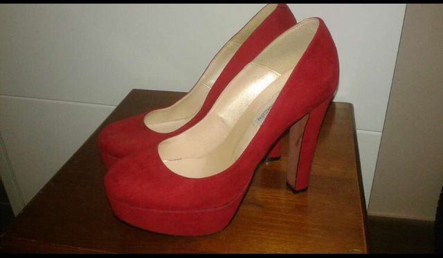 Tacchi rossi Angel Alarcón