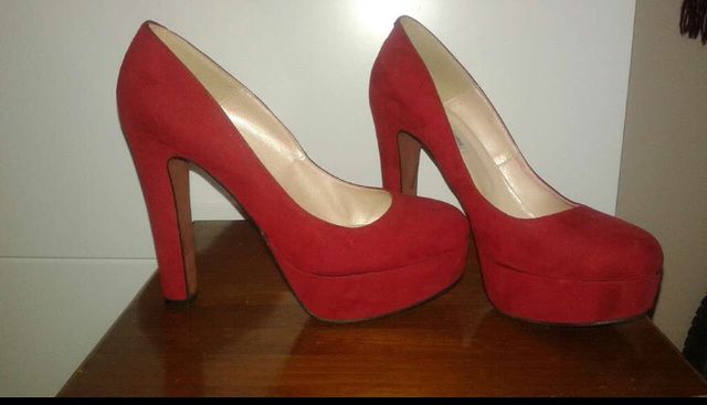 Tacchi rossi Angel Alarcón