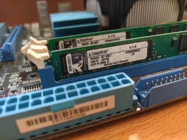 kit placa LGA775 + XEON x5472 + 4GB RAM