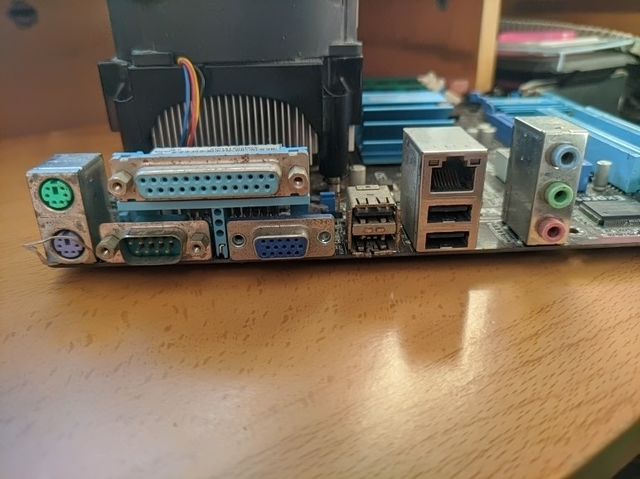 kit placa LGA775 + XEON x5472 + 4GB RAM