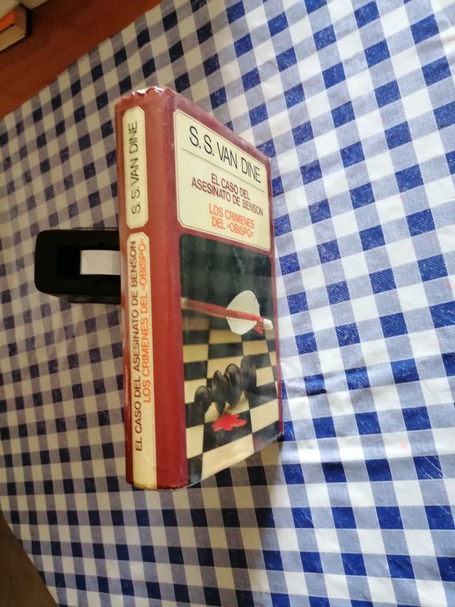 Los Crímenes del Obispo. S. S. Van Dine.