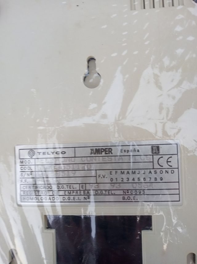 Teléfono Amper forma plus.