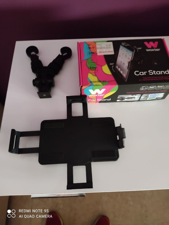 supporto tablet per auto