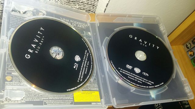 GRAVITY BLU-RAY + DVD