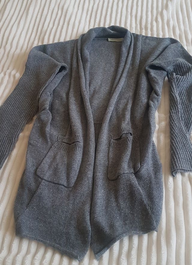 chaqueta lana gris asimetrica