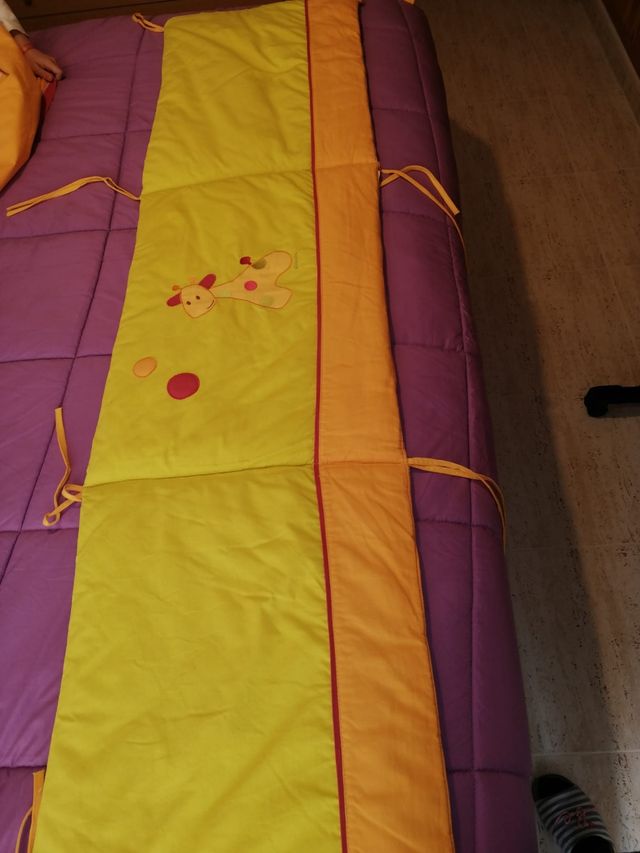 edredón cuna y chichonera