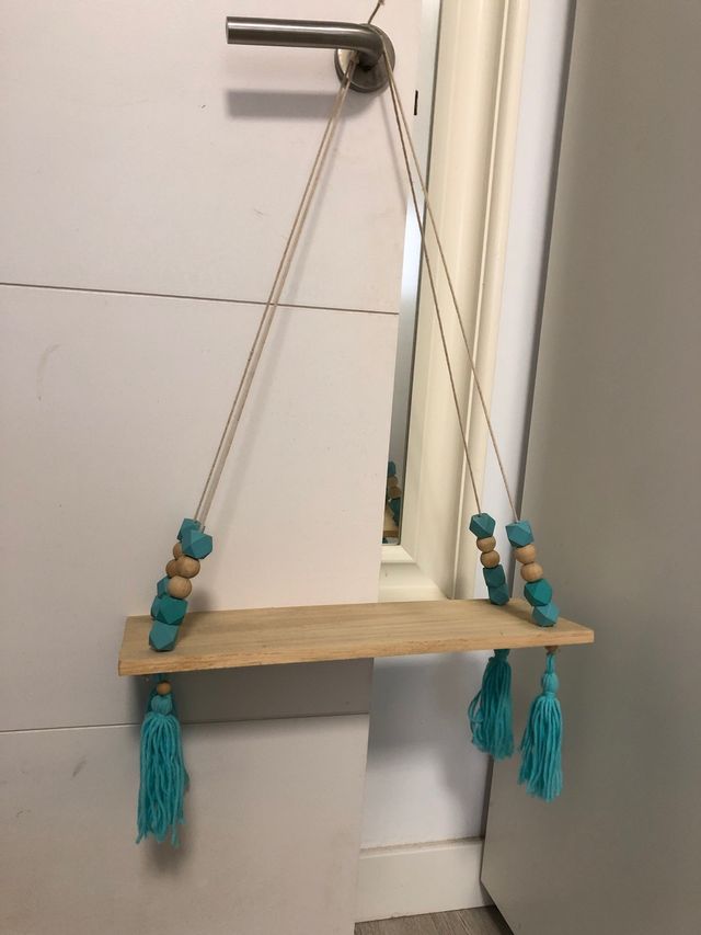 Estanterías habitación bebé