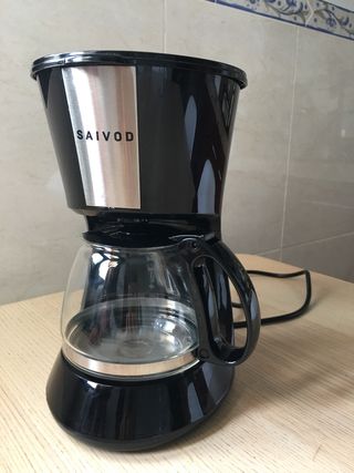Cafetera goteo 6 tazas de segunda mano por 8,5 EUR en Lugo en WALLAPOP