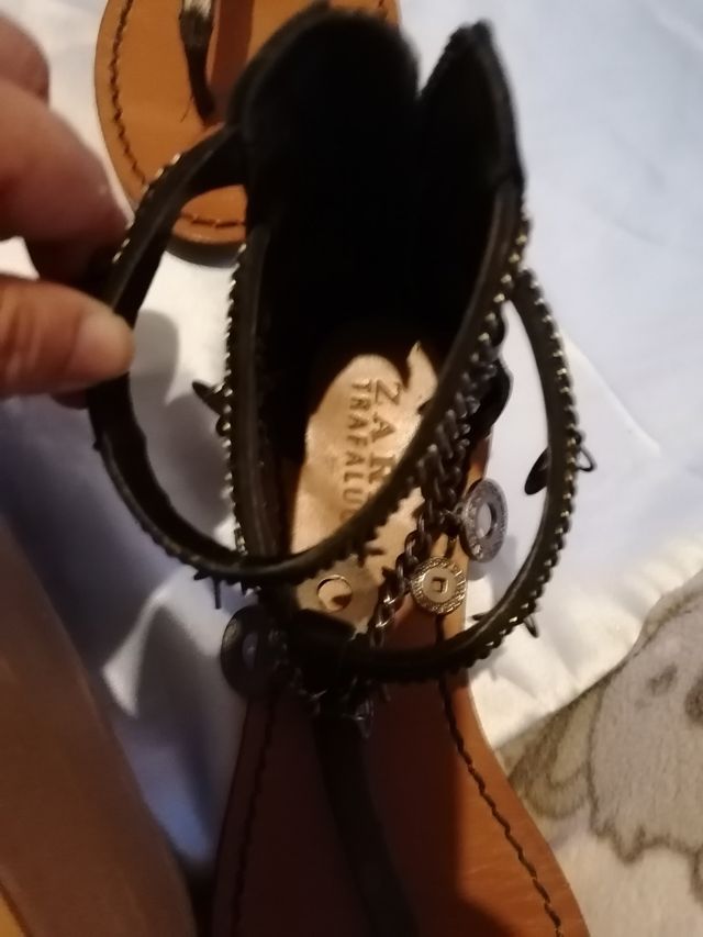 sandalia de Zara
