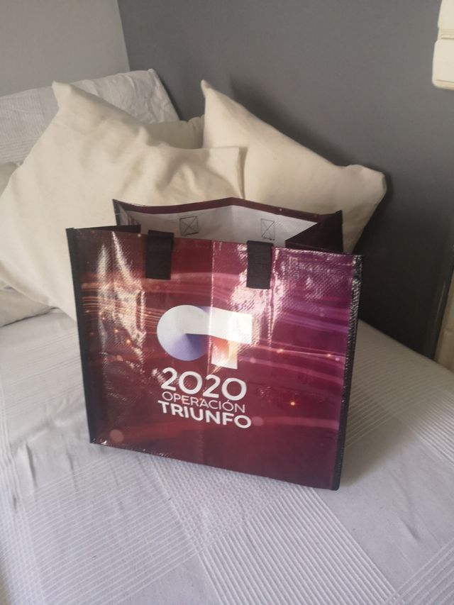 bolsa operación triunfo 