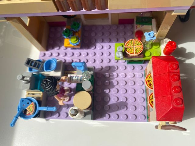 Lego Friends. Pizzeria de Heartlake