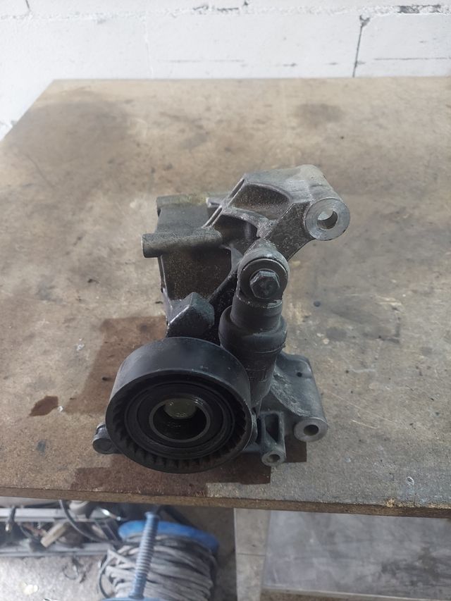 Soporte alternador e36 4cil