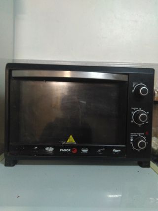 Horno sobremesa marca Fagor en perfecto esta de segunda mano por 35 EUR en  Balaguer en WALLAPOP