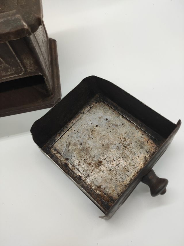 Antiguo molinillo de café, "ELMA"