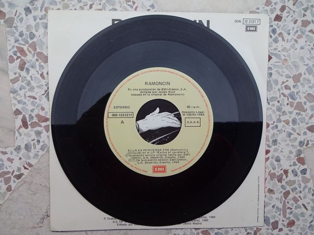 Ramoncin Ella Es Perversa Vinilo Single EP Año1986