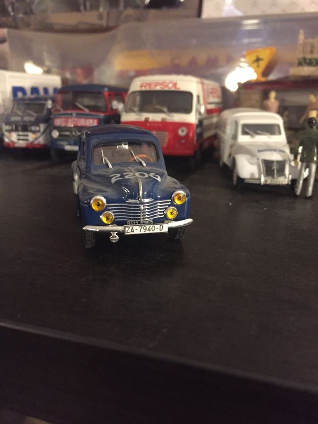 Coches furgonetas colección altaya 1/43