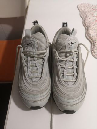 Playeras Air Max nike de segunda mano por 30 EUR en El Callejo en WALLAPOP