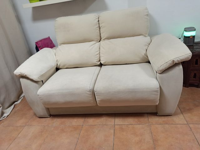 Sofá Arcón. *PRECIO NEGOCIABLE.
Escucho Ofertas
