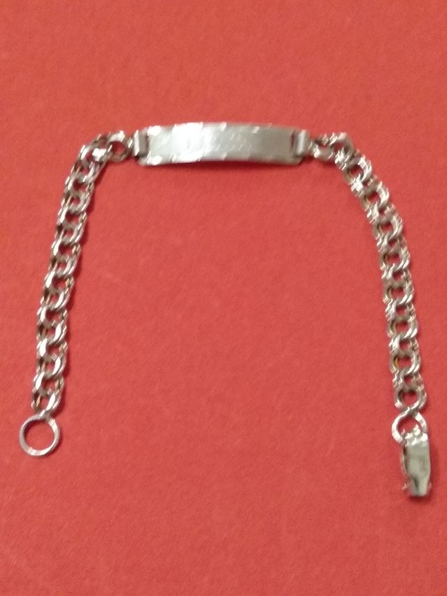 Se vende exclava de plata 925 caballero.