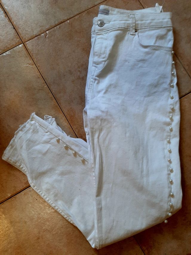 Pantalon blanco formula joven