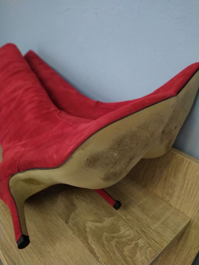 Botas todas en piel. Talla 39