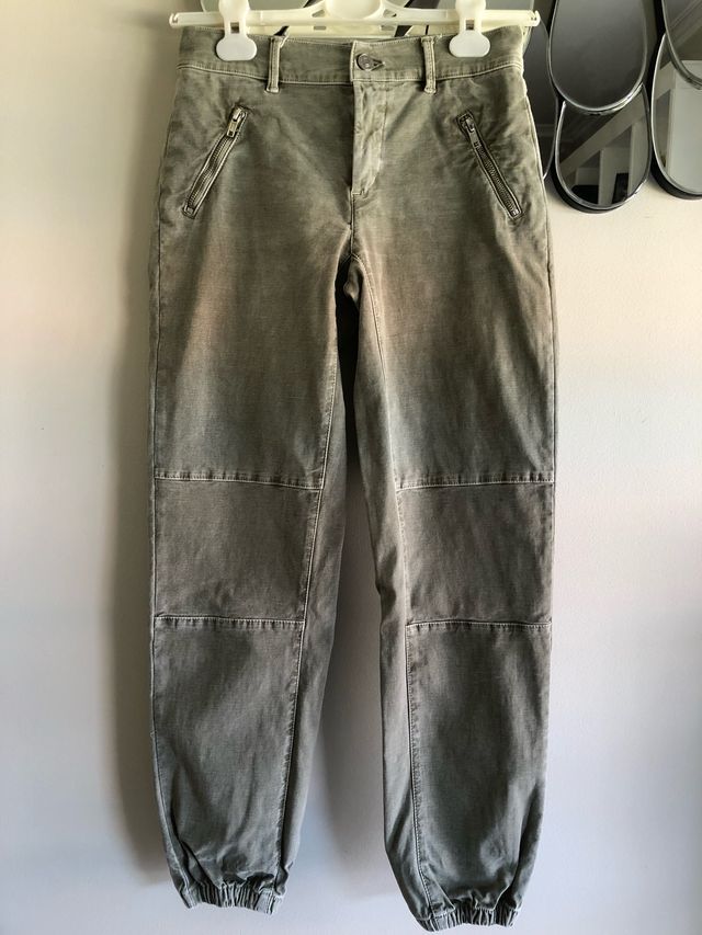 Pantalón cargo "Zara"