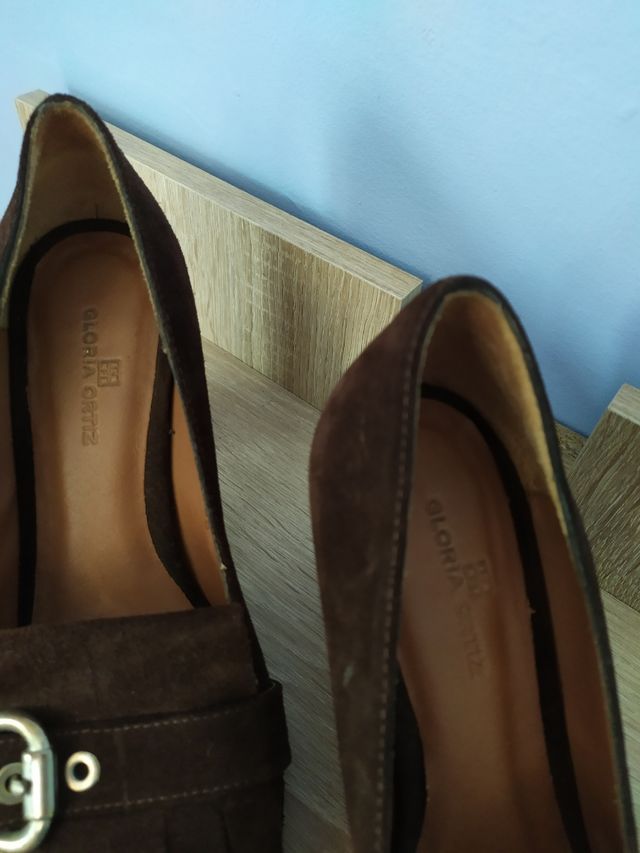 Zapatos de Gloria Ortiz, número 38