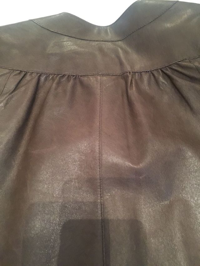 Cazadora de cuero seco