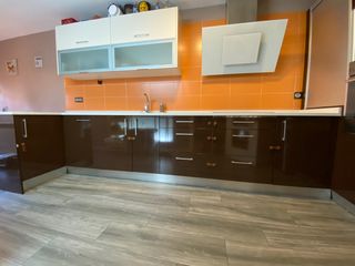 Mueble cocina completa de segunda mano por 765 € en Torrejón de la
