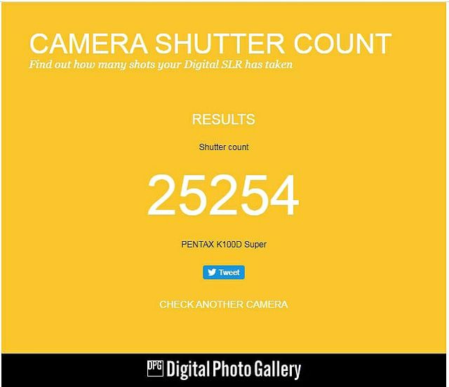 Cámara reflex Pentax K100D Super + objetivo.