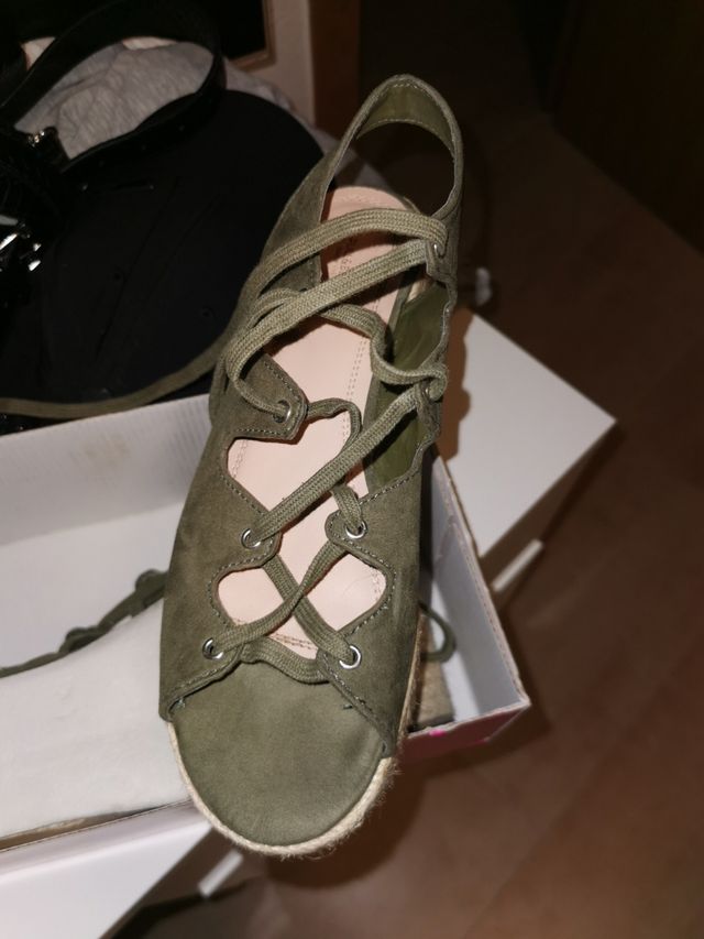 cuñas chica PUL& BEAR