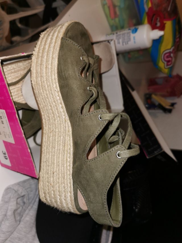 cuñas chica PUL& BEAR