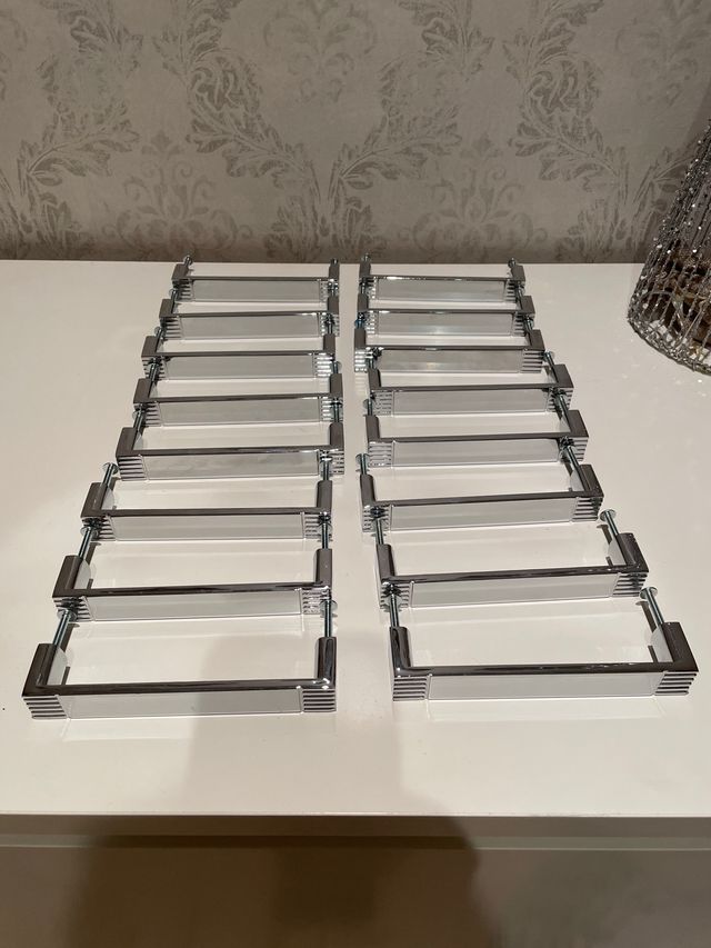 Tiradores de aluminio