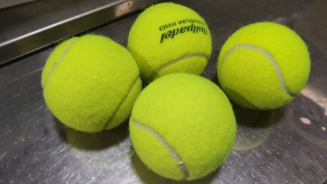 Pelotas pádel usadas 5 por un euro