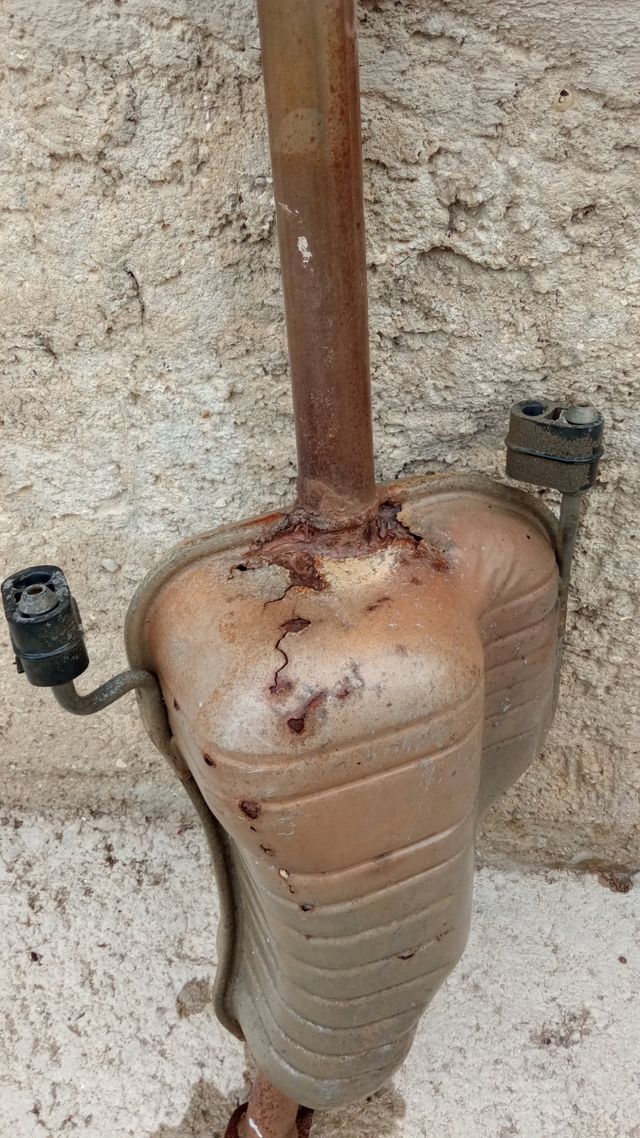 tubo de escape y silenciador