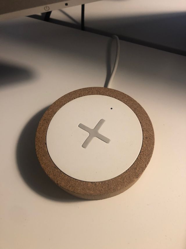 Cargador inalámbrico, blanco/corcho NORDMÄRKE