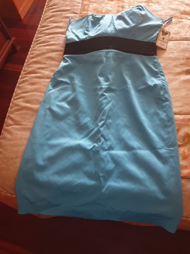 vestido de raso sin estrenar