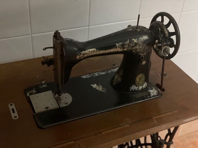Máquina de coser Singer