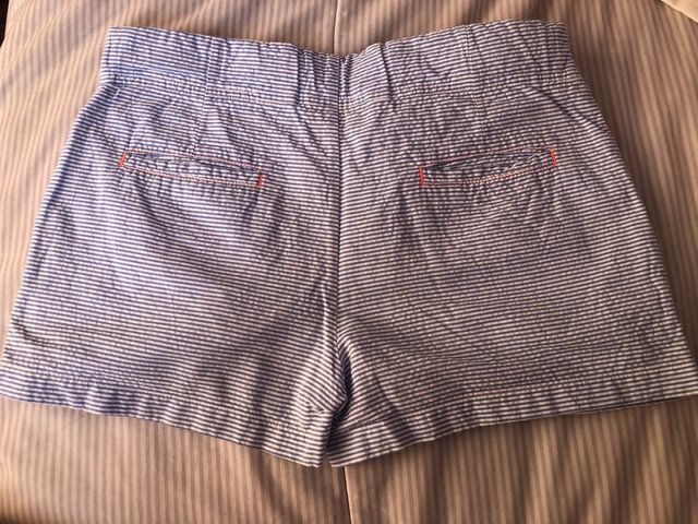 pantalón corto niña Neck&Neck rayas azul y blanco