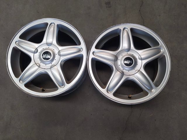 Llantas aluminio en 16 pulgadas Mini Cooper