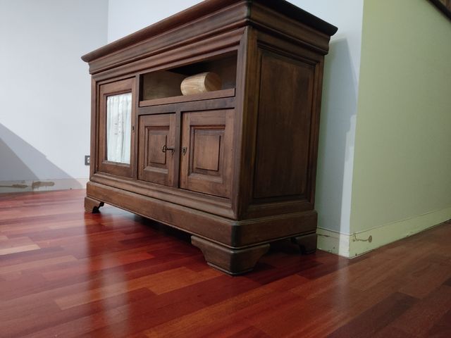 Mueble auxiliar cerezo macizo de segunda mano por 800 € en Erandio en