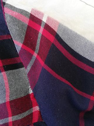 Camisa cuadros mujer Zara de segunda mano por 7 EUR en Palencia en WALLAPOP