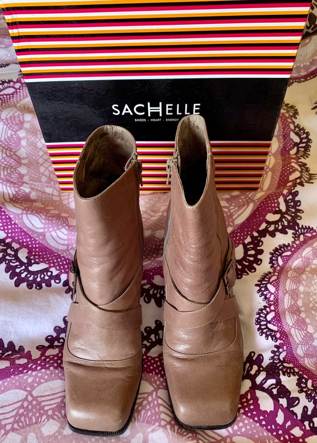 Botines Tacón Piel Marrón Sachelle talla 39