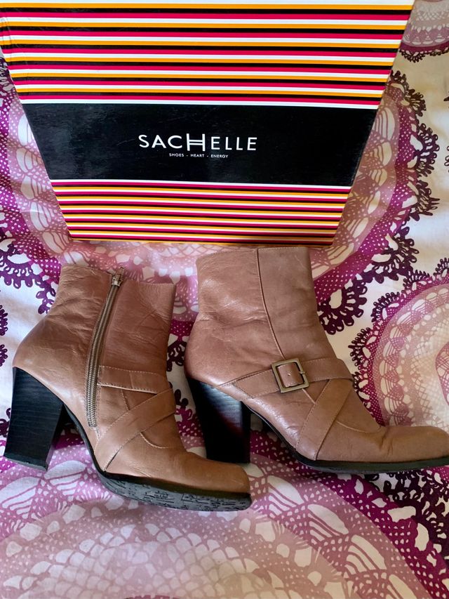 Botines Tacón Piel Marrón Sachelle talla 39