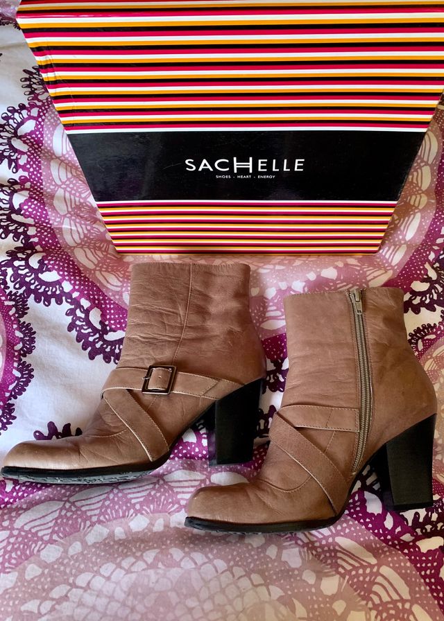 Botines Tacón Piel Marrón Sachelle talla 39