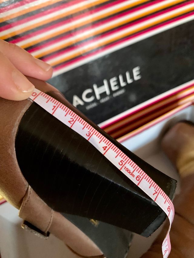 Botines Tacón Piel Marrón Sachelle talla 39