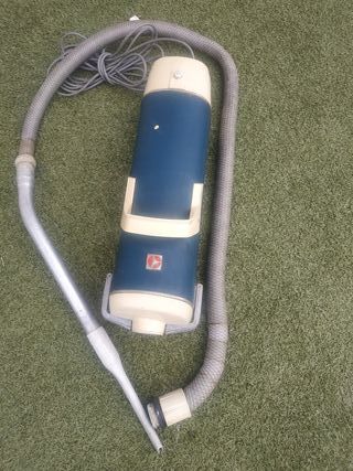 Aspirador antiguo años 60 Electrolux de segunda mano por 30 EUR en  Valladolid en WALLAPOP