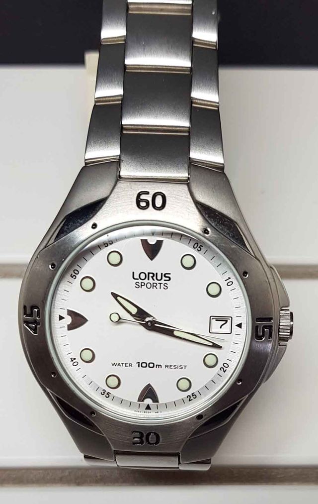 1072-Reloj LORUS SPORTS VX42- 10 ATM -Vintage, NOS