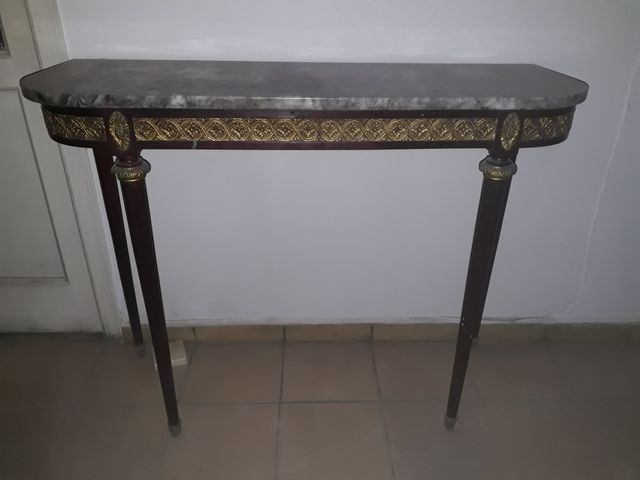 Consola recibidor Luis XVI, bronce